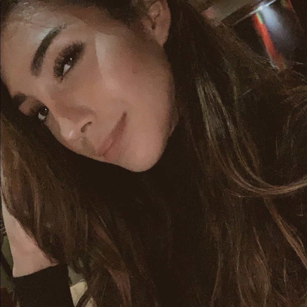 Meet your Posher, Amanda